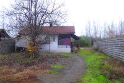 خانه روستایی با800مترزمین درزیباکنار65میلیون 