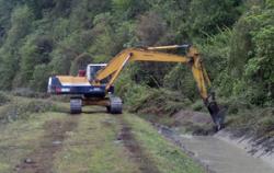 خریدار بیل زنجیری کوماتسوی pc 200 خط 5 