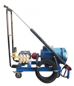 کارواش  تجهیزات و لوازم کارواش صنعتی  فروش کارواش  - تهران