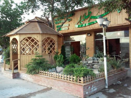 الاچیق های چوبی در مشهد 