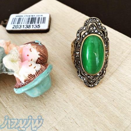 انگشتر استیل زرد با سنگ انگشترسبز کشیده