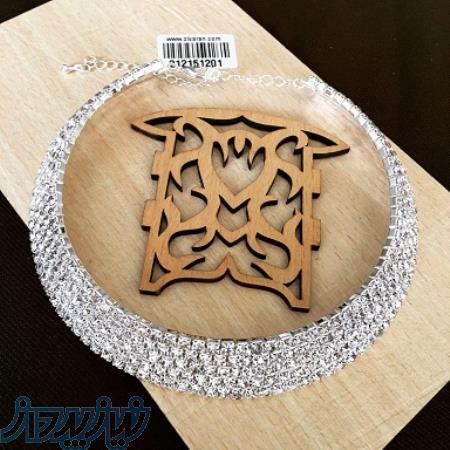 خريد عمده گردنبند طوقي طرح جواهر با پنج رديف نگين