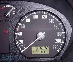 تنظیم کیلومتر (کاهش یا افزایش  کیلومتر) انواع خودرو های خارجی در محل شما 