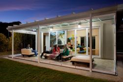 بالکن شیشه ای ریلی و جمع شونده تراس وین تهران (teraswin)  - تهران