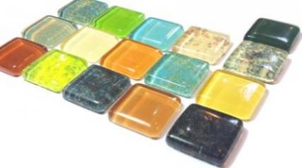 کاشی شیشه ای دکوراتیو و کاربردی با تنوع طرح و رنگ بسیار  - تهران