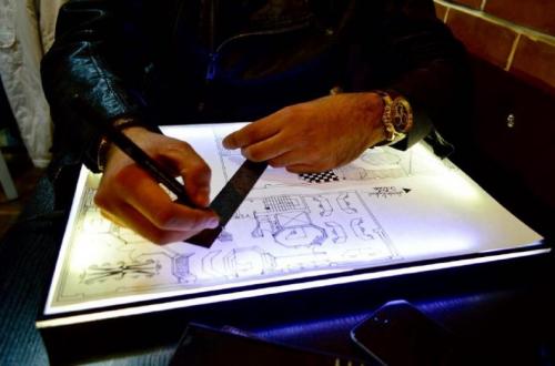 میز نور پرتابل 