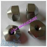 مهره تیتانیوم 